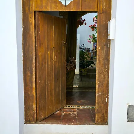 La Aldaba Vejer Traditional Patio House * Vejer de la Frontera
